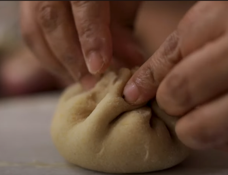 fold mooli paratha dough