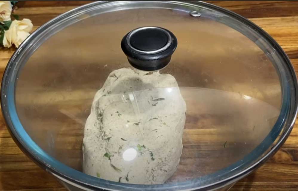 kuttu puri dough