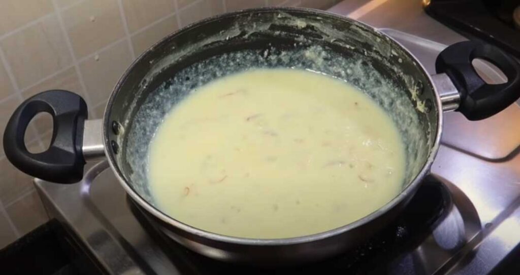 Sabudana Kheer garnished with dry fruits and saffron