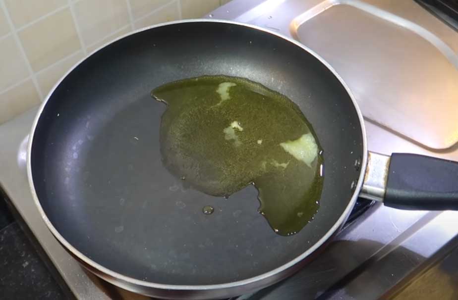 pan with hot ghee